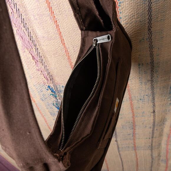 Upcycled carhartt brown shoulder bag / baguette purse - Picture 6 of 6